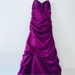 Betsy & Adam Dark Purple Ruched Sequin Glitter Prom Dress